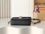 Louis Vuitton Bag Pochette Métis East West M46596