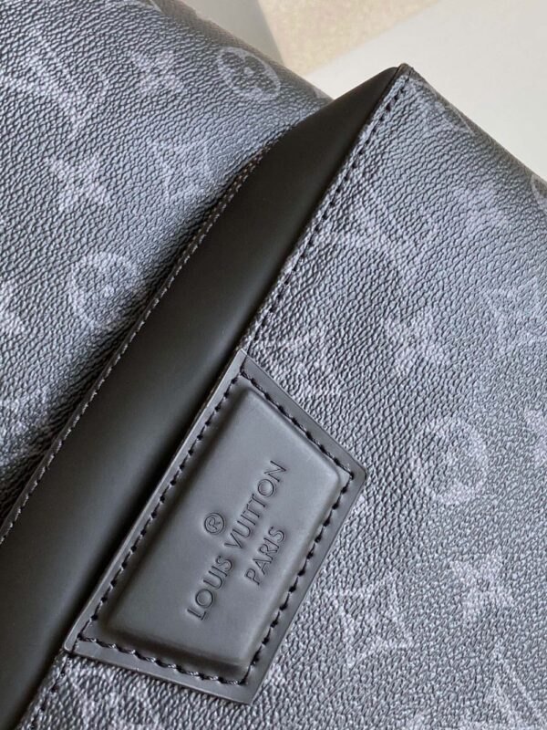 Louis Vuitton Bag Discovery  M43186