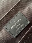 Louis Vuitton Bag  District  M42710