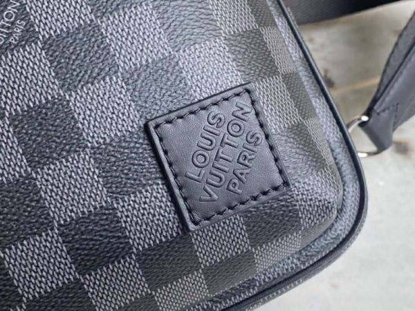 Louis Vuitton Bag  Avenue N46345