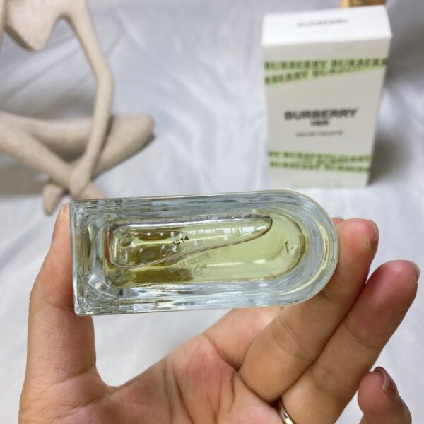 Burberry Perfume Her Eau de Toilette, 2022