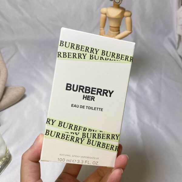 Burberry Perfume Her Eau de Toilette, 2022