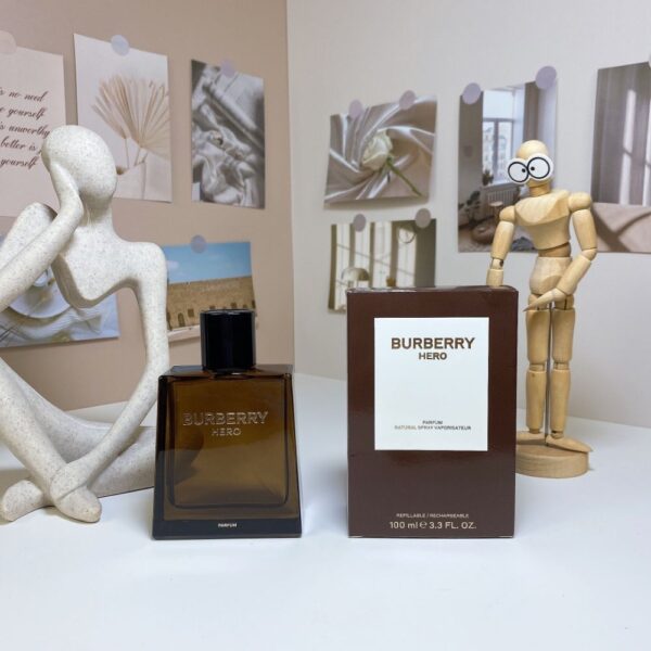 Burberry Perfume  Hero Parfum,2024