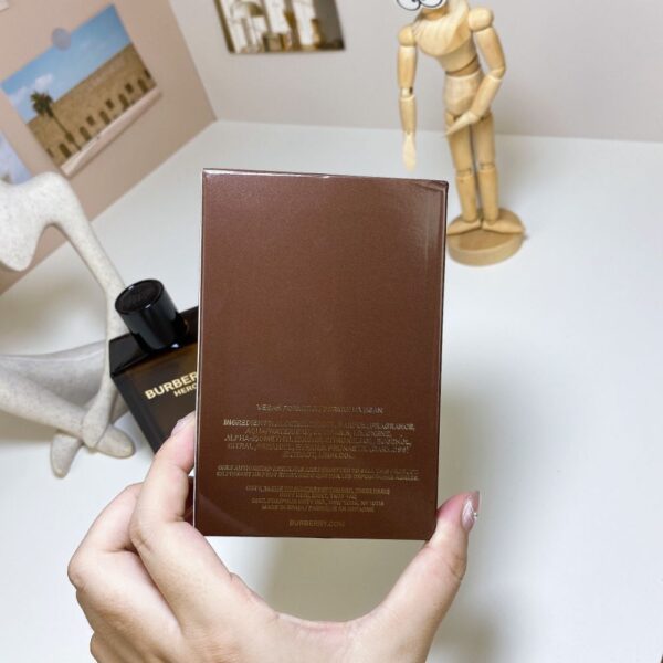 Burberry Perfume  Hero Parfum,2024