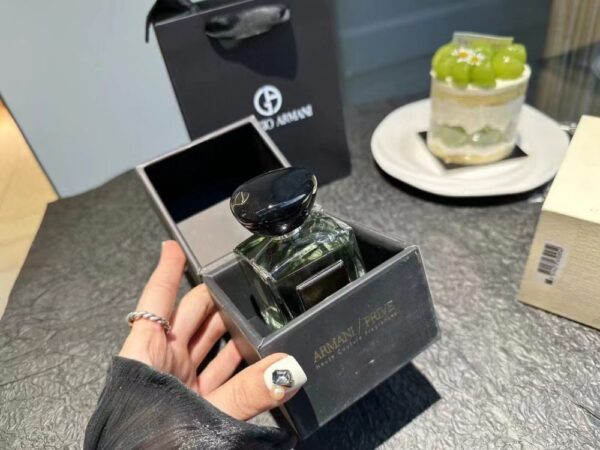 Giorgio Armani PRIVÉ