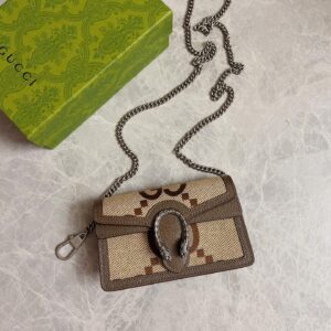 Gucci bag Diana 476432