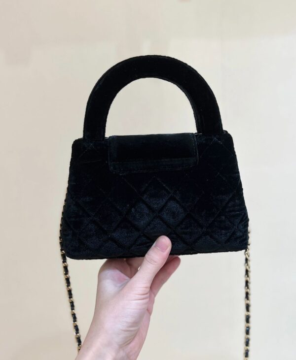 Chanel Bag  24A AS4416