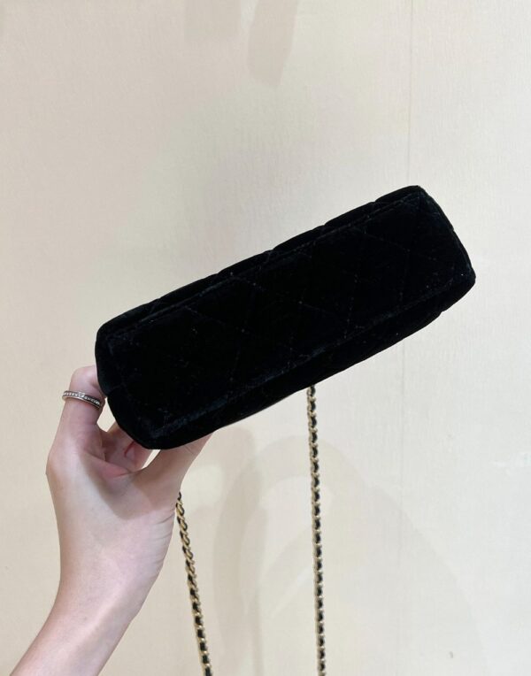 Chanel Bag  24A AS4416