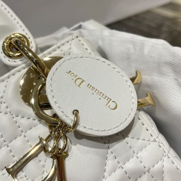Dior Bag Lady Dr 17*15*7cm White