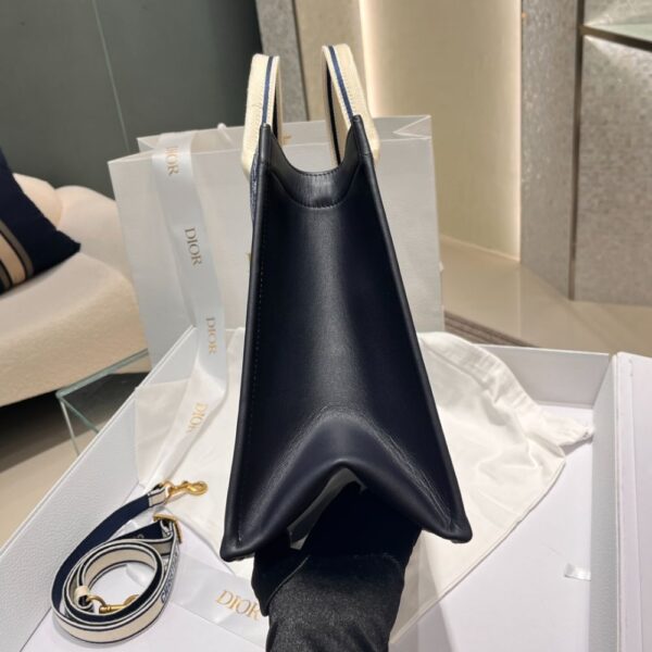 Dior Bag Book Tote 36cm Blue Tiger