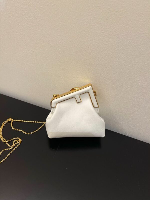 Fendi Bag White   56831