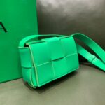 Bottega Veneta  Mini Cassette 666688 Green