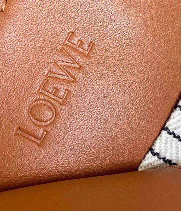 Loewe Bag Cushion Tote Bag  35*27*19cm