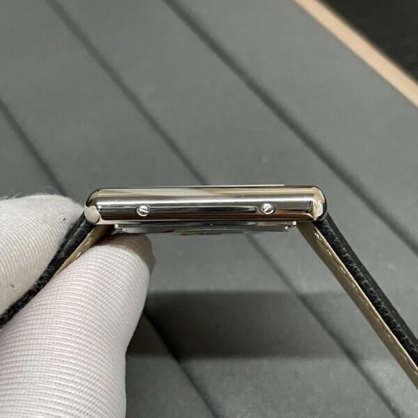 Cartier TANK MUST de Cartier