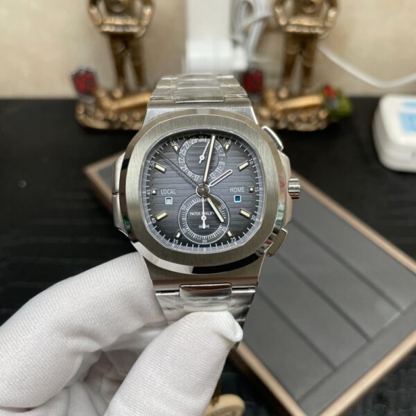 PATEK PHILIPPE 5990/1A