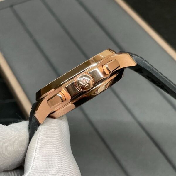 PATEK PHILIPPE Aquanaut 5968A-001