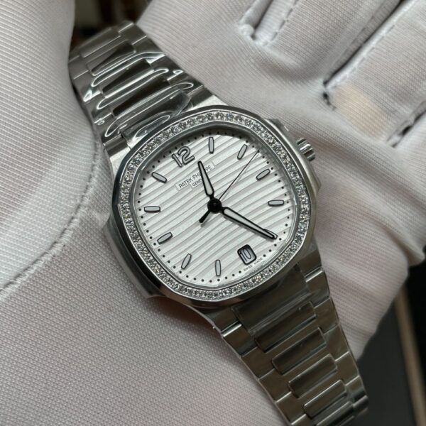 PATEK PHILIPPE NAUTILUS 7118/1200A-010