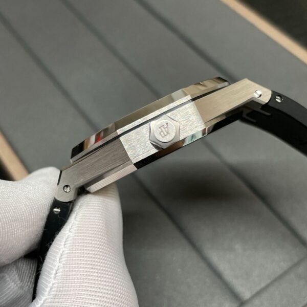 AUDEMARS PIGUET ROYAL OAK OFFSHORE