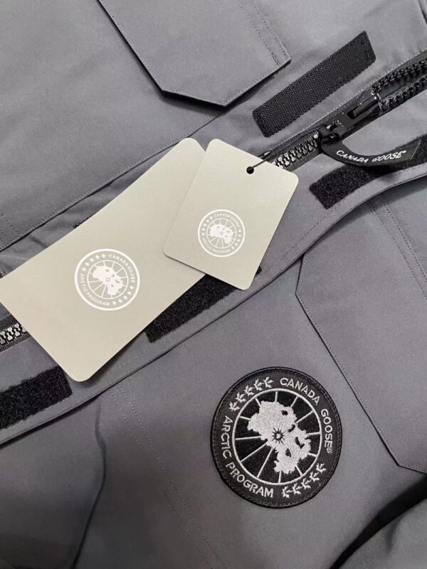 Canada Goose  Expedition Deep Grey