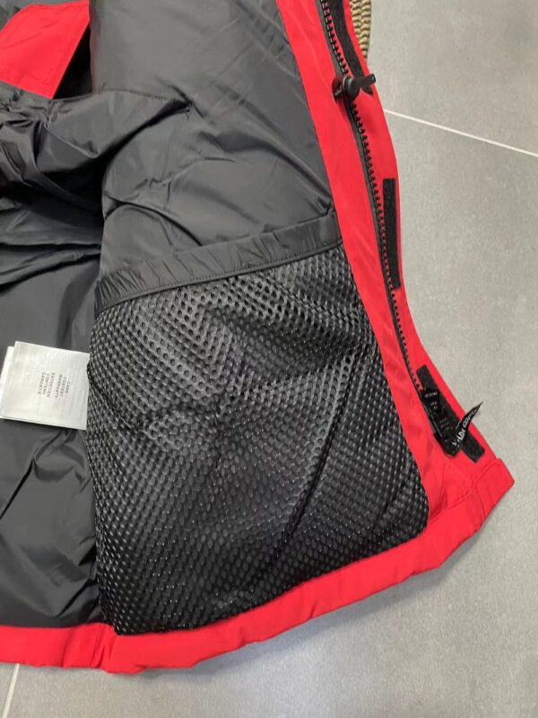 Canada Goose  Expedition Red