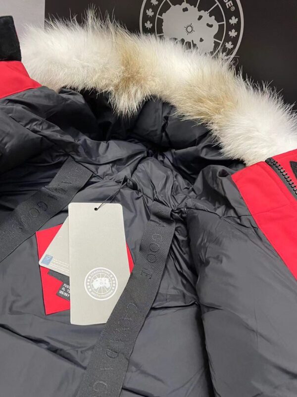 Canada Goose  Expedition Red