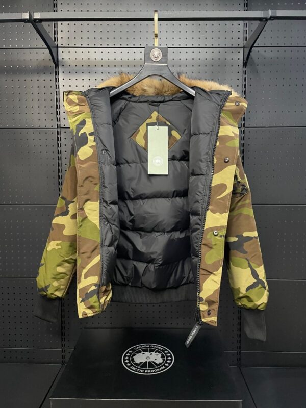 Canada Goose  Chilliwack 7999M  Military Color