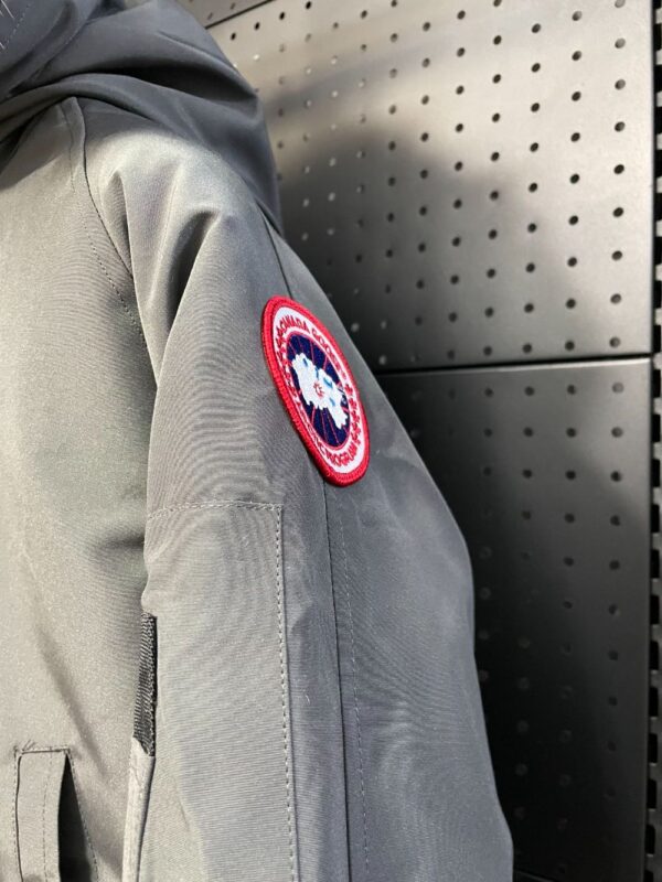 Canada Goose  Chilliwack 7999M  Grey