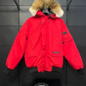 Canada Goose  Chilliwack 7999M  Red