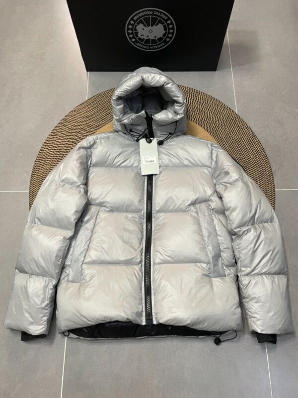 Canada Goose  Moose knuckles Crofton 23ss Grey