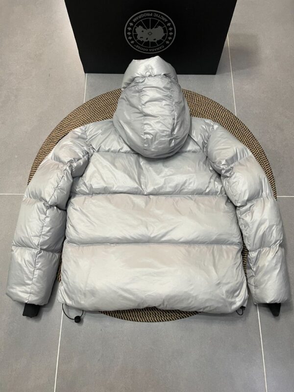 Canada Goose  Moose knuckles Crofton 23ss Grey