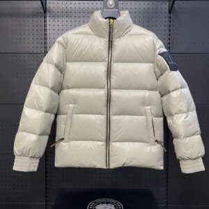 Canada Goose  Moose knuckles Cream