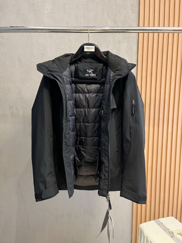 ARC'TERYX Down Jacket Black