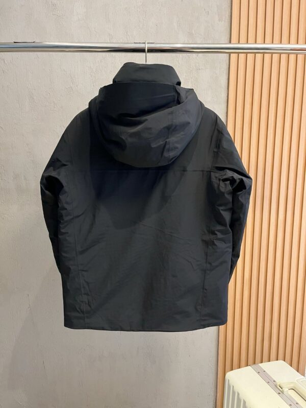 ARC'TERYX Down Jacket Black