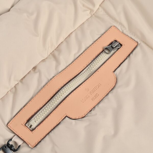 Louis Vuitton Bread down jacket White