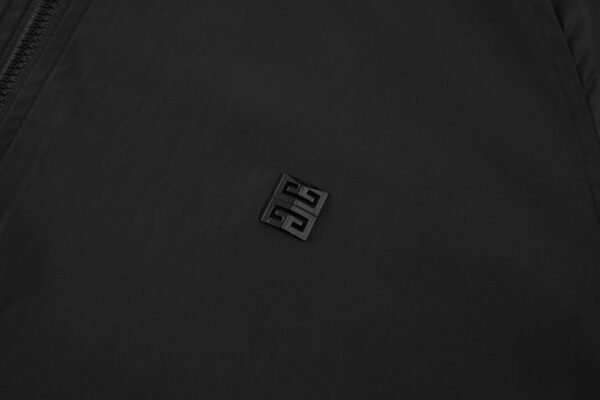 Givenchy  4G logo zip-up jacket
