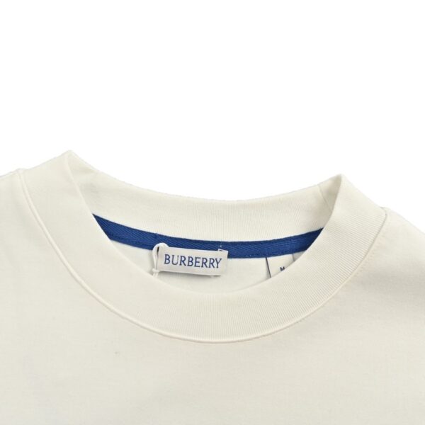Burberry 24Fw embroidered warhorse T-shirt