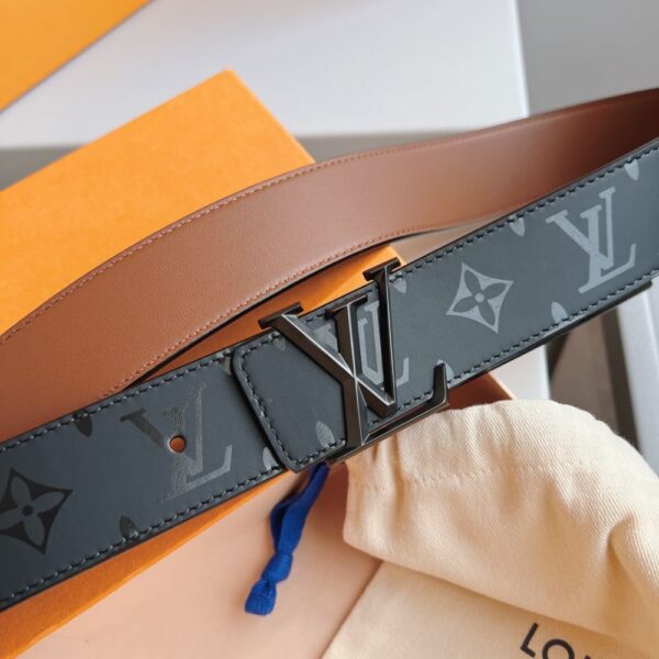 Louis Vuitton  French leather Belts