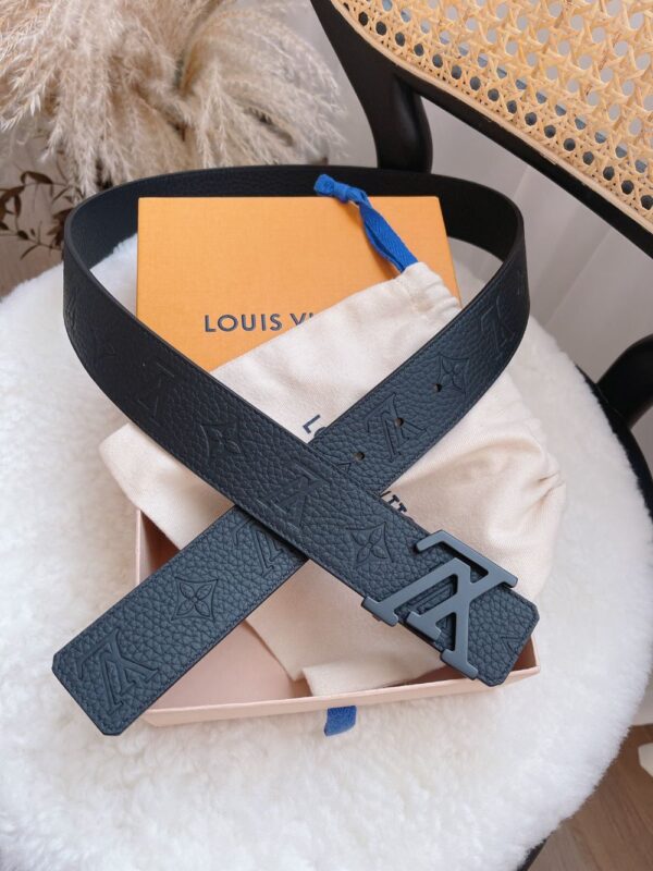 Louis Vuitton  French leather Belts