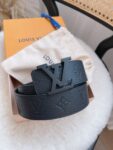 Louis Vuitton  French leather Belts