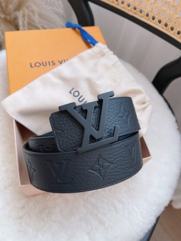 Louis Vuitton  French leather Belts