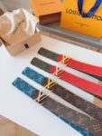Louis Vuitton  French leather Belts
