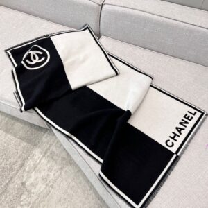 Chanel Black and white symmetrical shawl