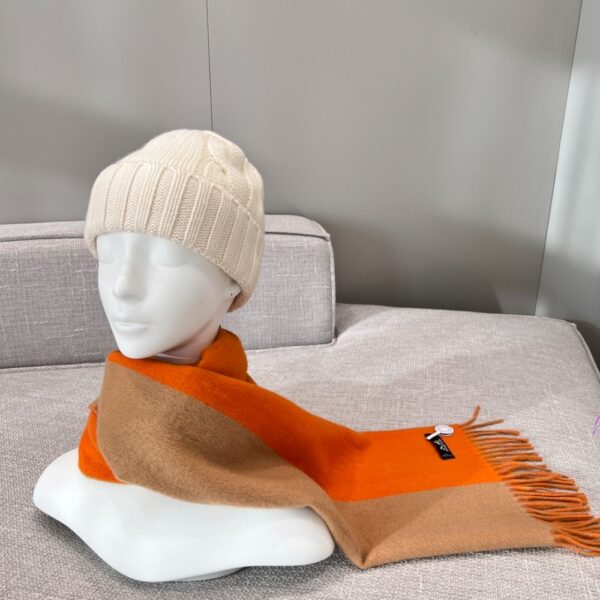 Hermes Cashmere scarf orange