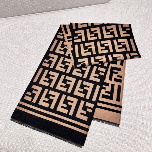 Fendi Letter jacquard long scarf coffee color