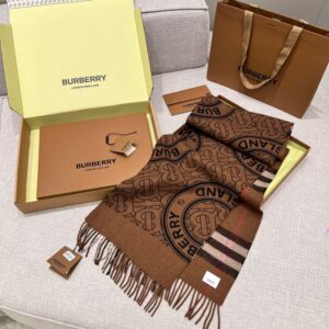 Burberry Badge Maillard