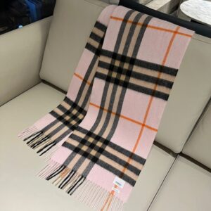 Burberry Classic Scarf Pink