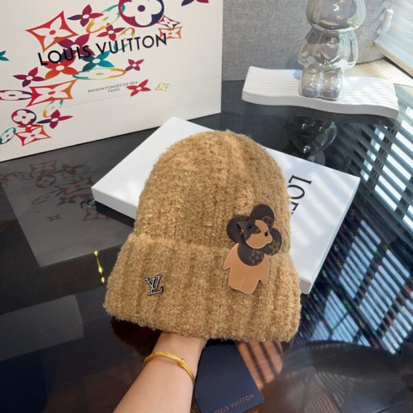 Louis Vuitton Plush knitted hat