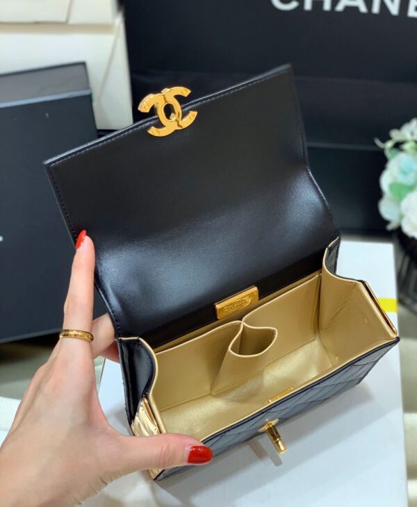 Chanel Bag AS2796 17.5x12.5x5.5cm