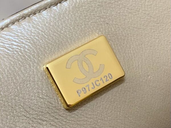 Chanel Bag AS2796 17.5x12.5x5.5cm