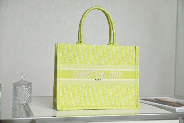Dior Book Tote Oblique Fluorescent Green